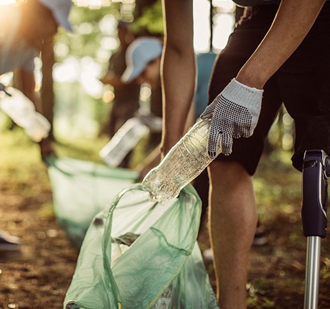 volunteers assisting in park cleanup