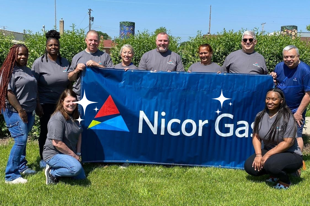 Nicor Gas food bank volunteers